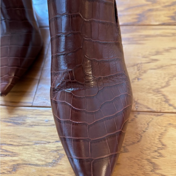 TORY BURCH Georgina BOOTIE Brown Crocodile Effect POINTY HEEL Size 9.5M - Picture 10 of 14